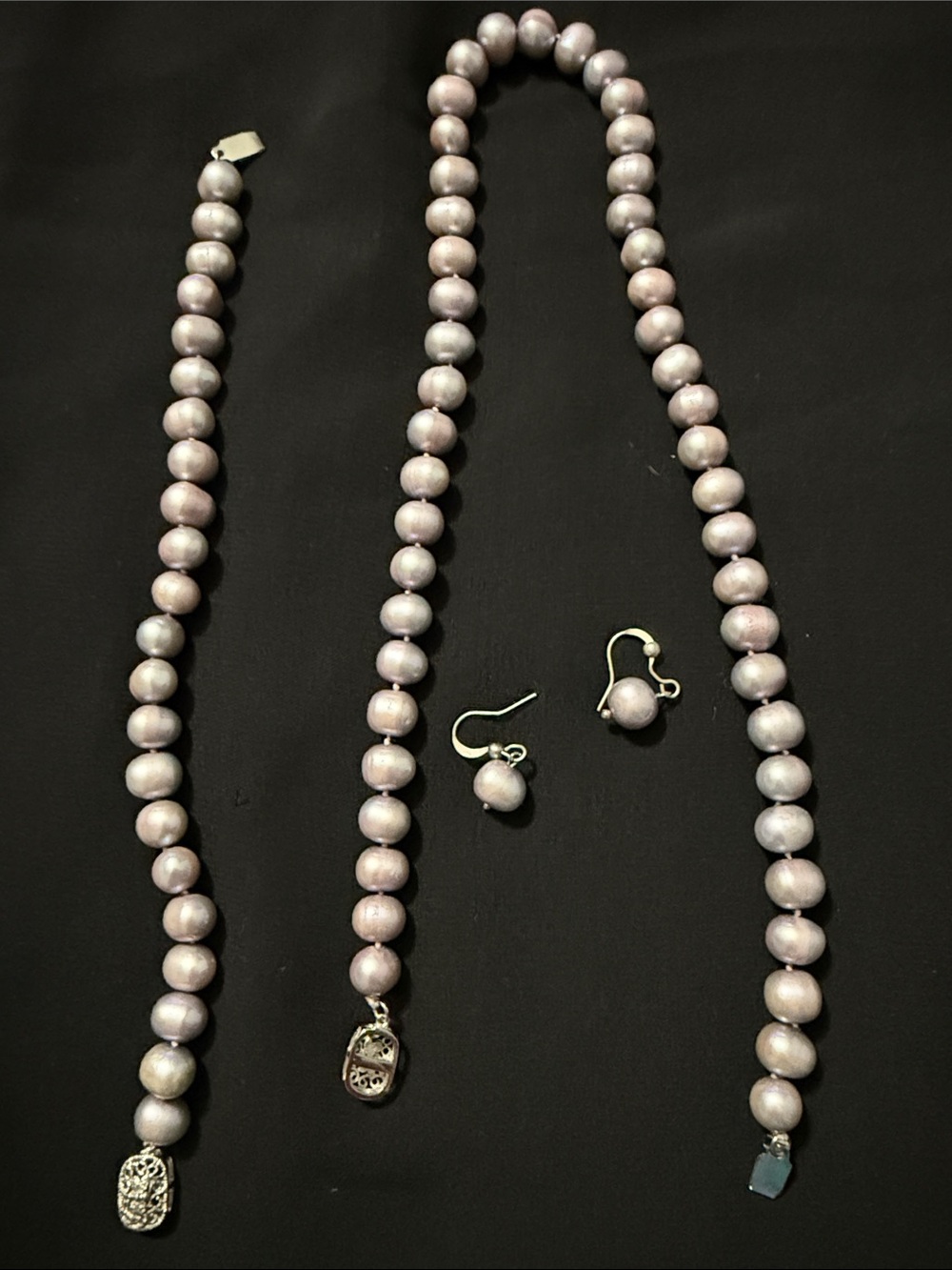 Classic Silver Pearl Necklace, Bracelet & Earring Set - Elegant Women Jewelry - Picture 6 of 7